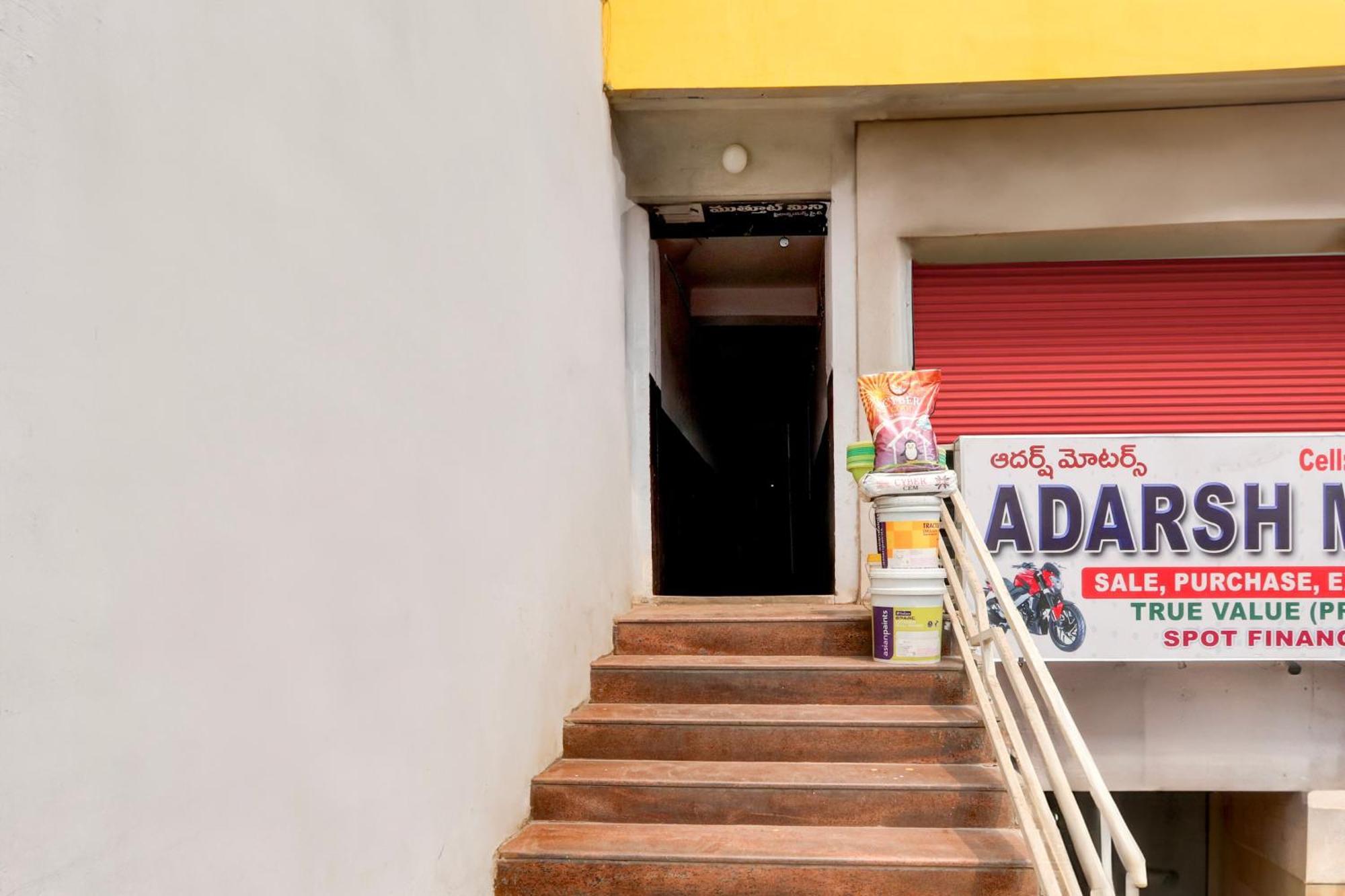 Spot On Hotel Aaraadhya Residency Hyderabad Exterior photo